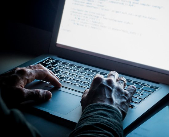 Peritaje de fraude y estafas online en España Asistencia técnica forense para abogados en España